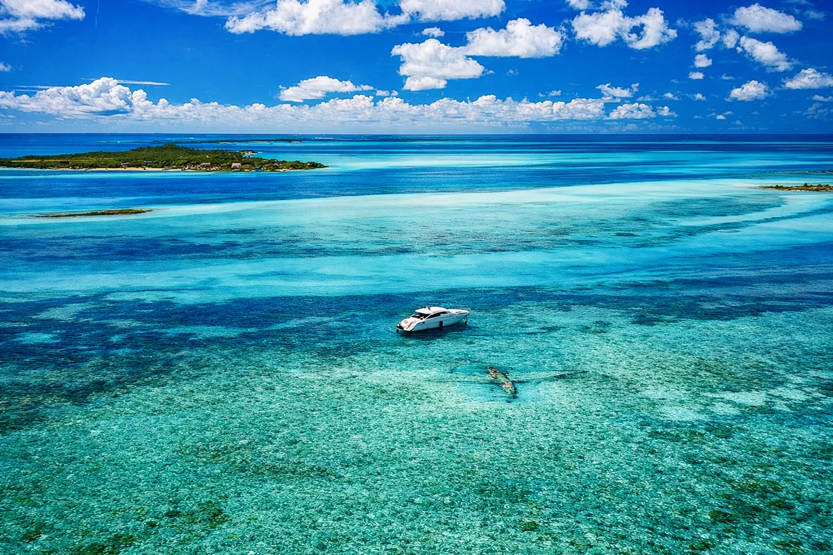 Coordinate arrivals to Norman's Cay (MYEN) for yacht itineraries, guest transfers, and rapid-response logistics in the Exumas