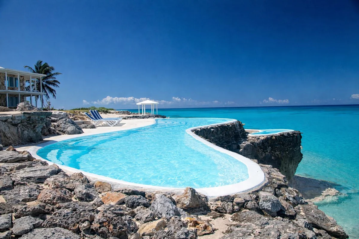 How to get to Bohemian Bahamas stays on San Salvador Island via private charter flight